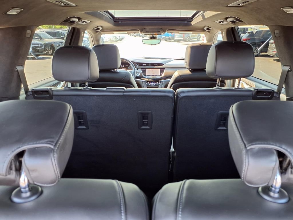 Used 2023 Cadillac XT6 Premium Luxury w/ Platinum Package FWD image 37