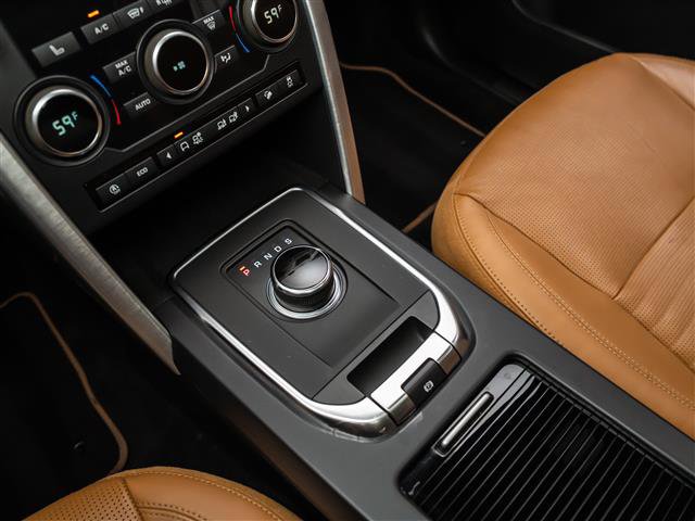 Used 2019 Land Rover Discovery Sport HSE Luxury image 26