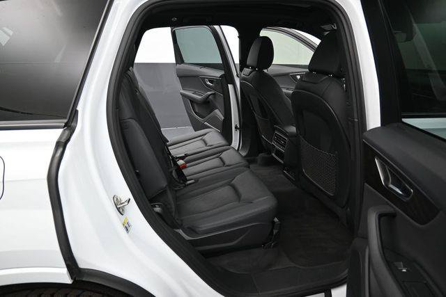 Used 2023 Audi Q7 2.0T Premium Plus w/ Premium Plus Package AWD/4WD image 35