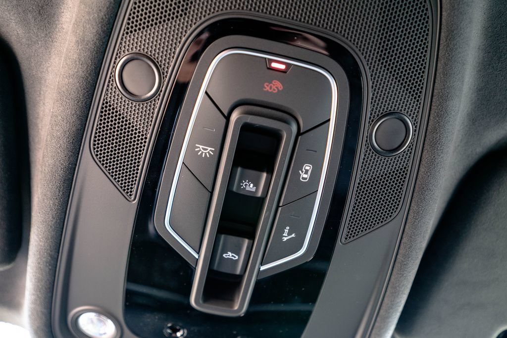 New 2026 Audi SQ8 Prestige AWD/4WD image 32