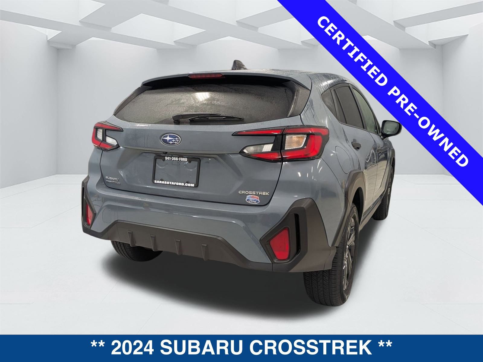 Used 2024 Subaru Crosstrek 2.0i w/ Crosstrek Mirror Package image 4