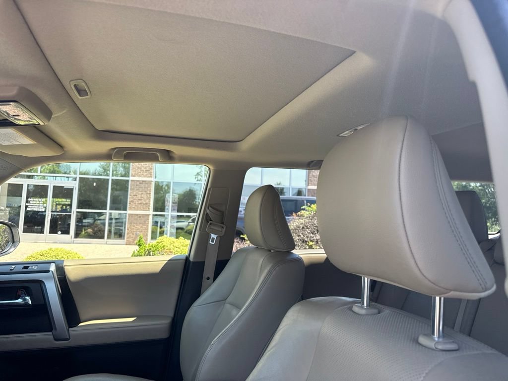 Used 2021 Toyota 4Runner Limited AWD/4WD image 11