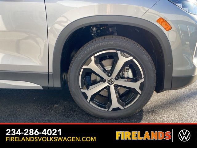 New 2025 Volkswagen Tiguan SE image 20