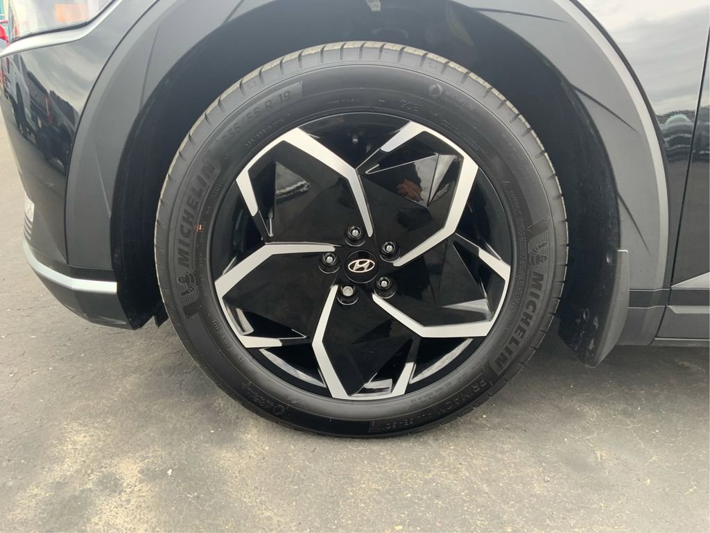 Used 2024 Hyundai Ioniq 5 SEL RWD image 23