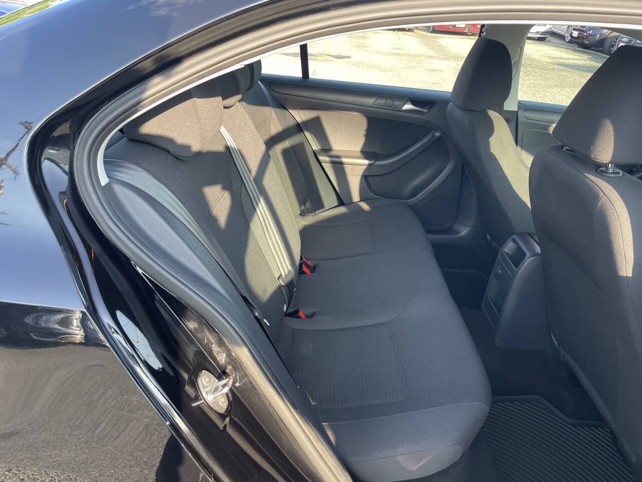 Used 2016 Volkswagen Jetta S FWD image 17