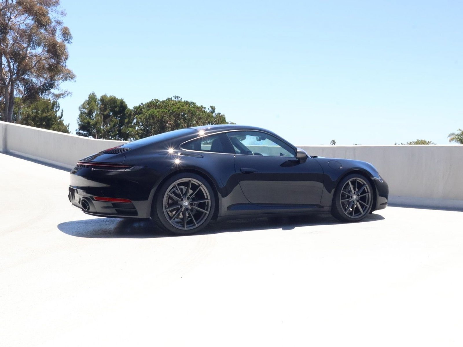 Certified 2024 Porsche 911 Carrera T RWD image 8