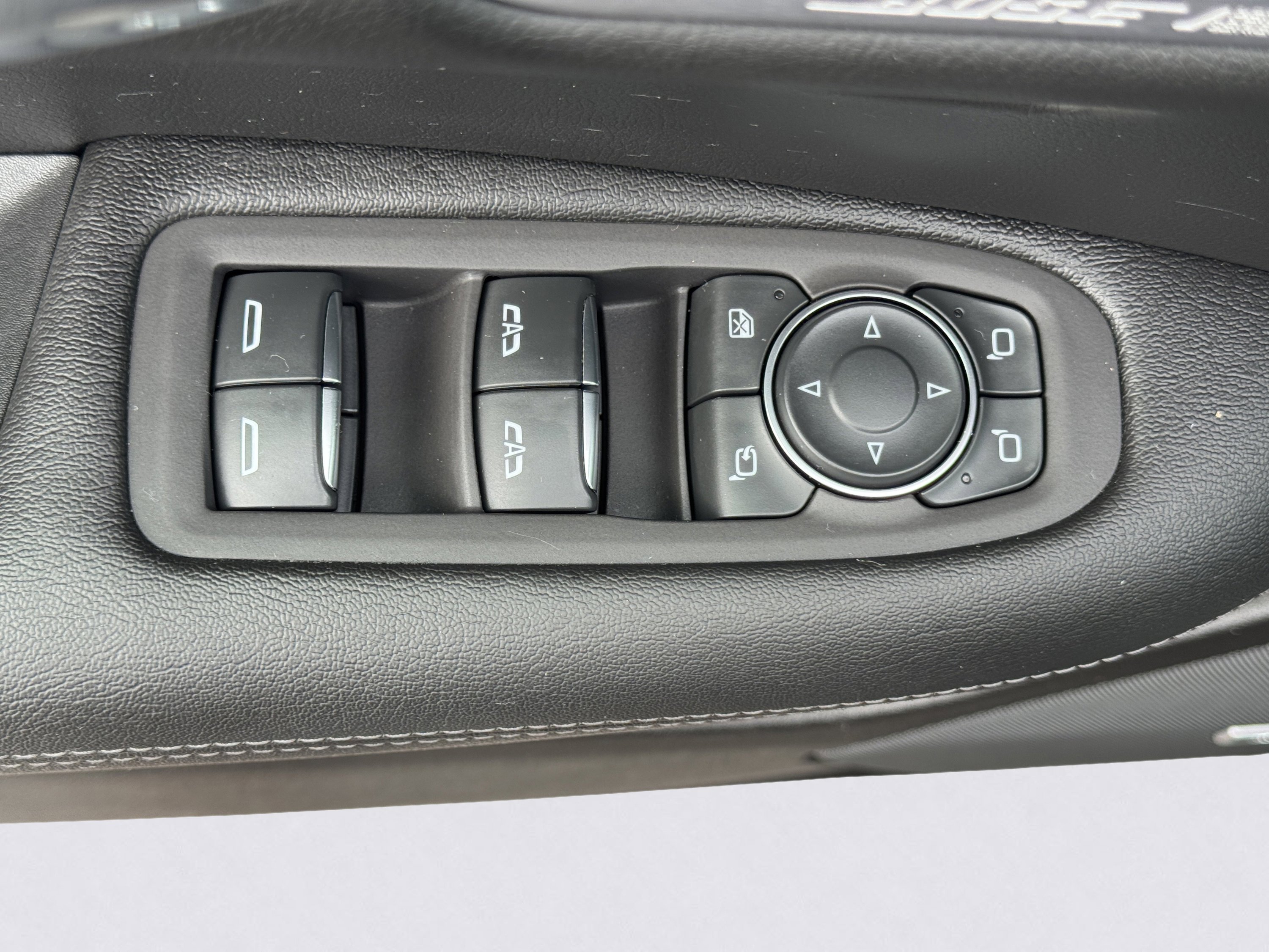 Used 2022 Cadillac XT5 Premium Luxury w/ Technology Package image 16