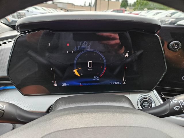 Used 2025 Chevrolet Trax LT FWD image 28