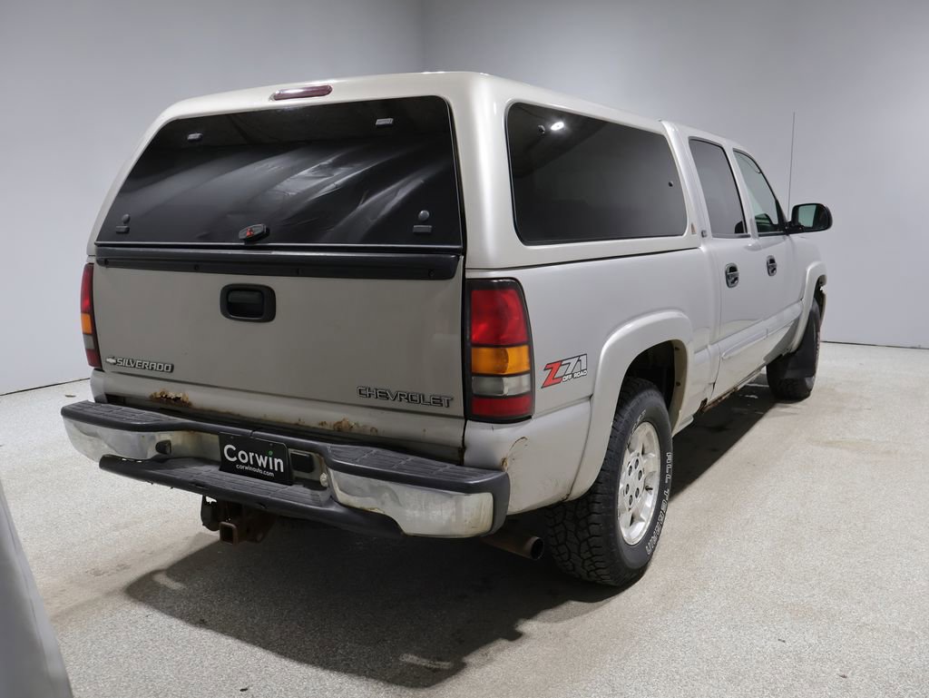 Used 2006 GMC Sierra 1500 SLE w/ Light Duty Power Package image 2