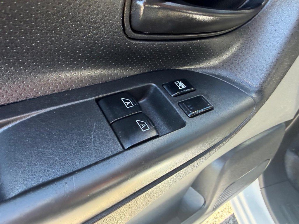 Used 2021 Nissan NV200 S FWD image 35