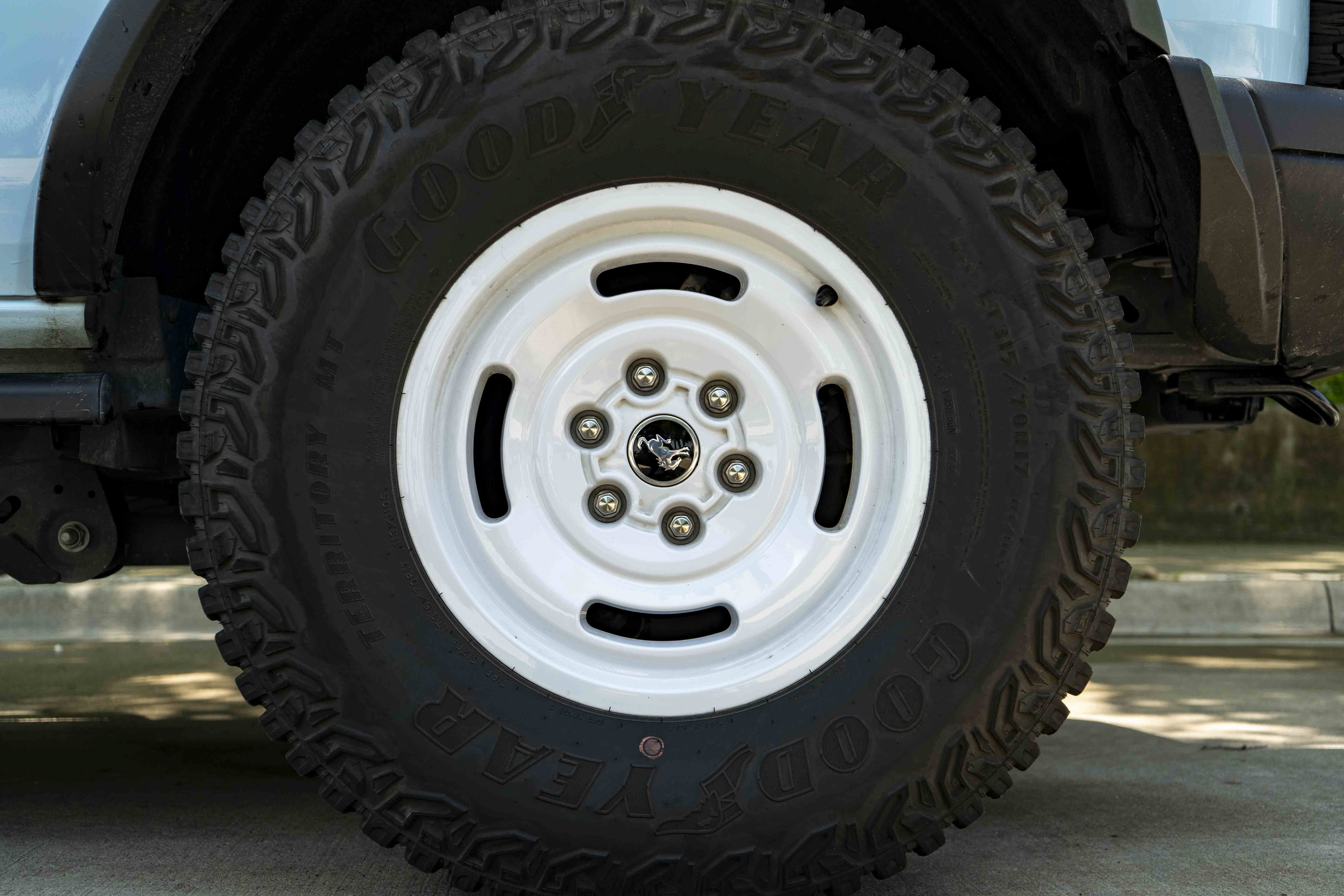 Used 2024 Ford Bronco Heritage Edition AWD/4WD image 15