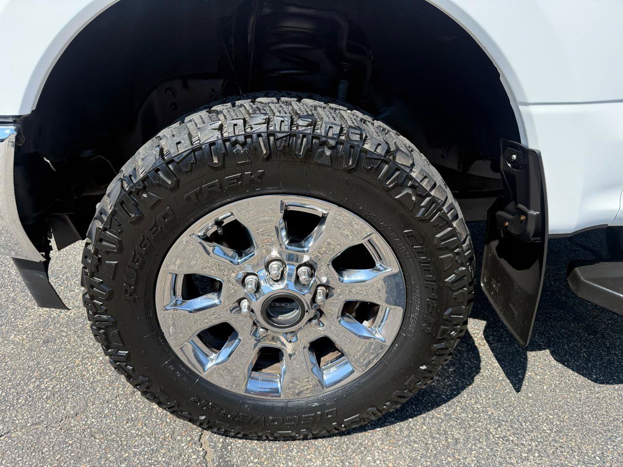Used 2019 Ford F250 Lariat w/ Chrome Package AWD/4WD image 4