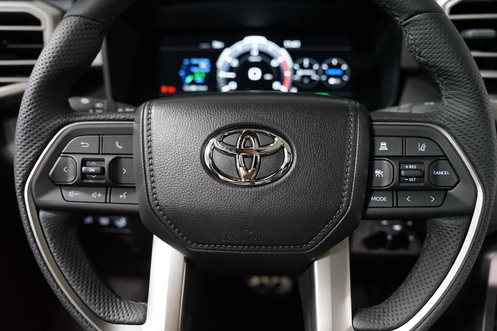 New 2026 Toyota Tundra Limited AWD/4WD image 14