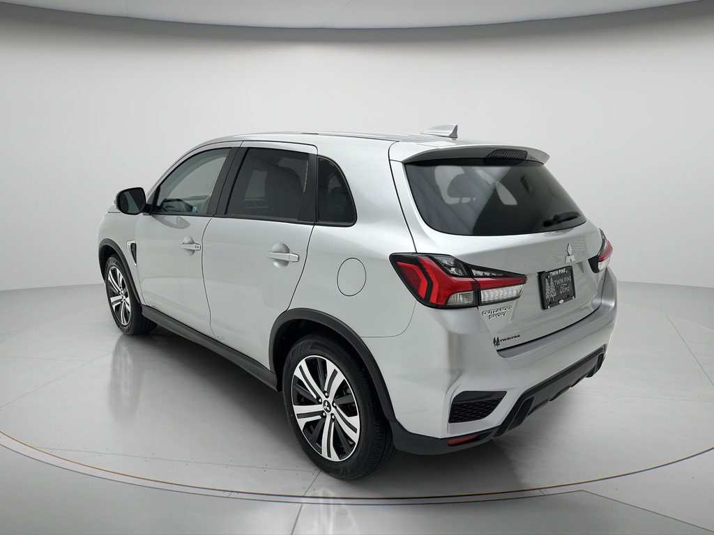 Used 2025 Mitsubishi Outlander Sport AWD image 7