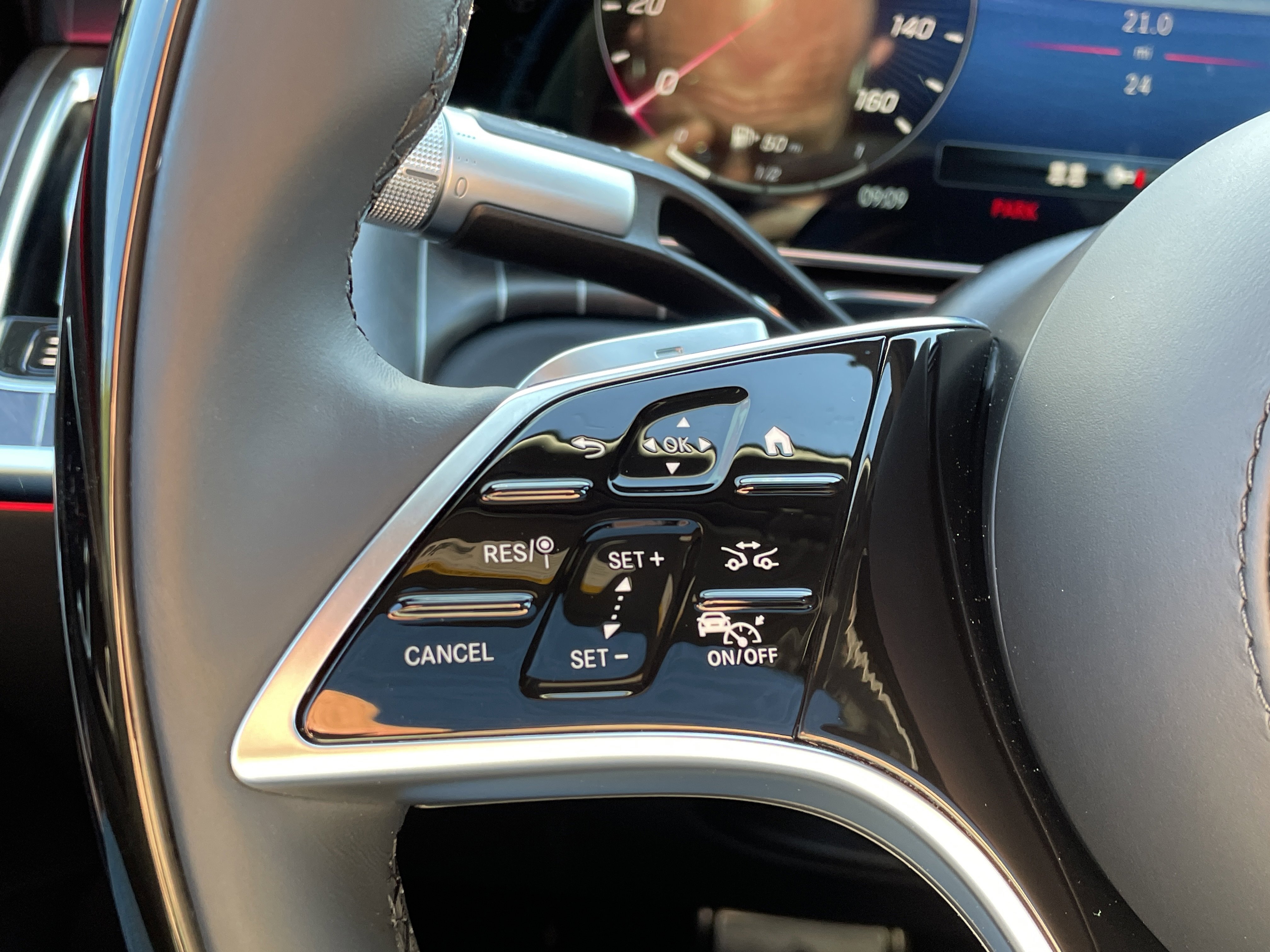 New 2026 Mercedes-Benz Maybach S 680 4MATIC image 24