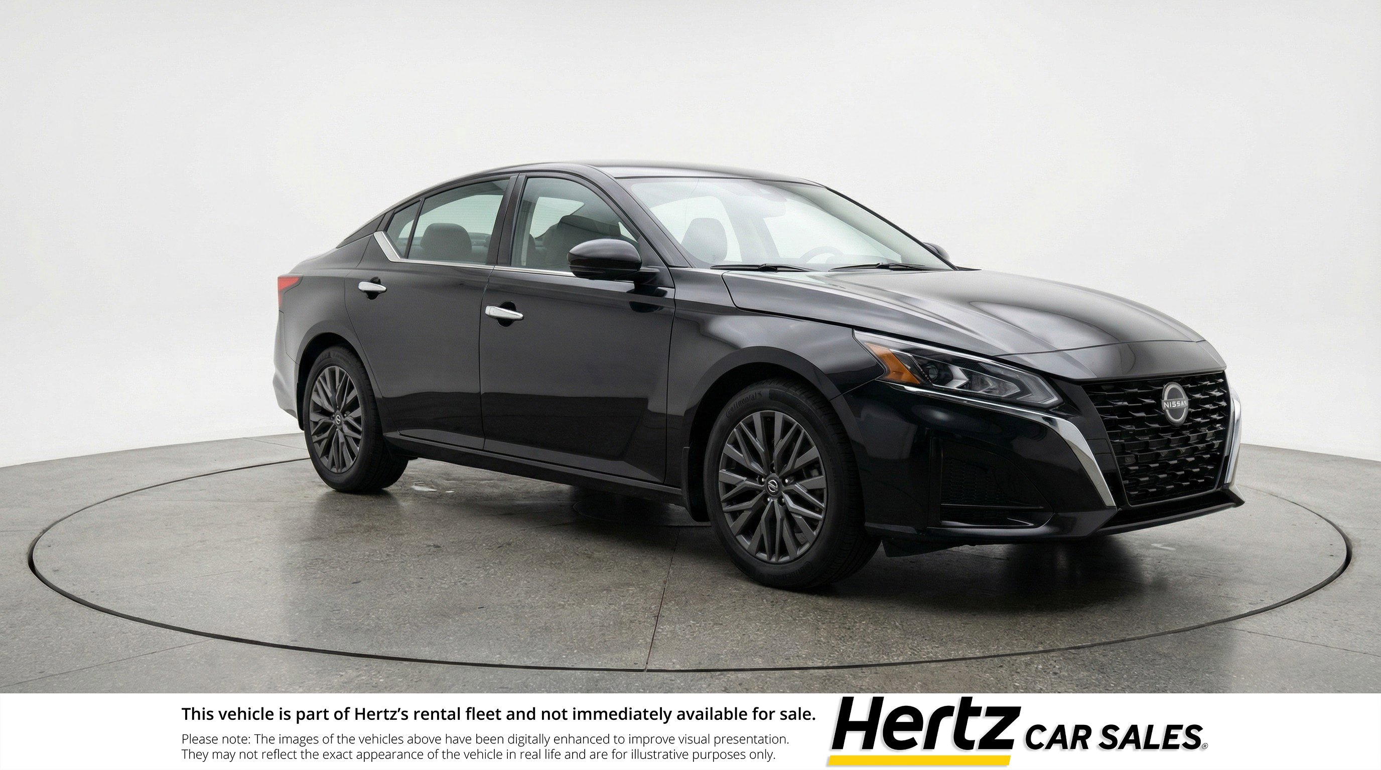 Used 2025 Nissan Altima 2.5 SV image 1