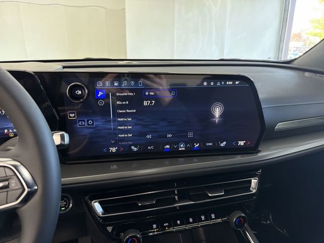 New 2026 Chevrolet Traverse LT w/ Sun and Wheel Package image 31