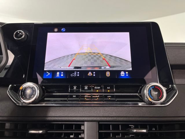 Used 2023 Chevrolet Colorado Trail Boss w/ Technology Package AWD/4WD image 27