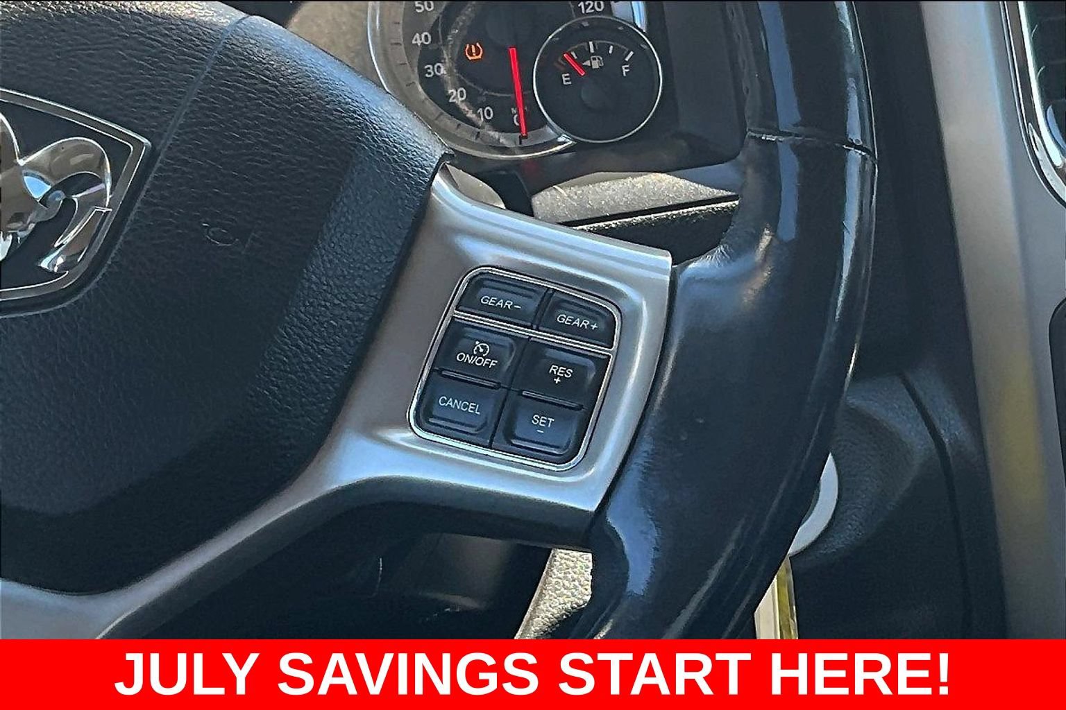 Used 2017 RAM 1500 Laramie AWD/4WD image 16
