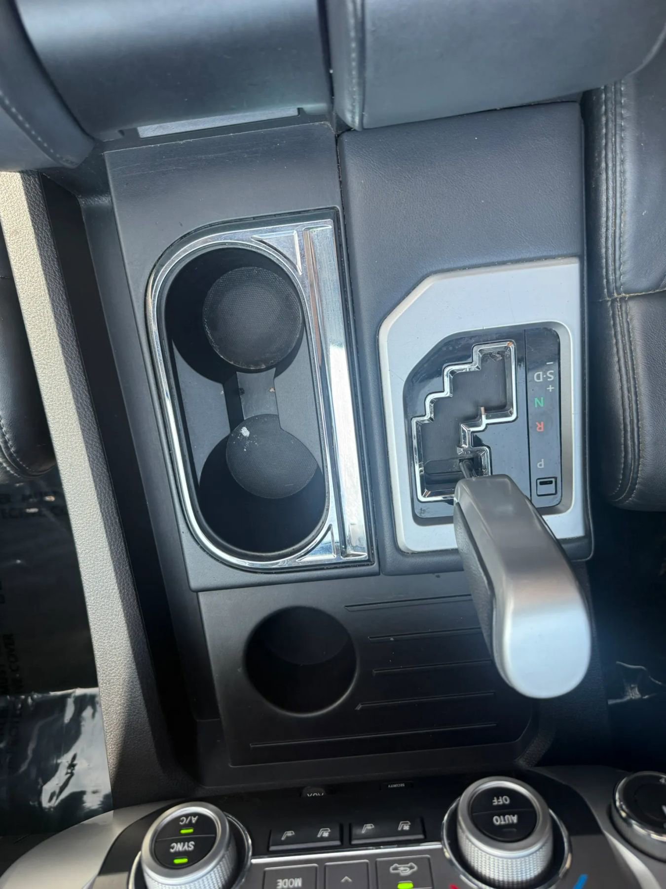 Used 2015 Toyota Tundra Platinum image 15