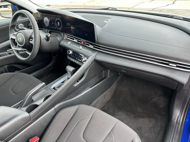 Used 2024 Hyundai Elantra SEL FWD image 8