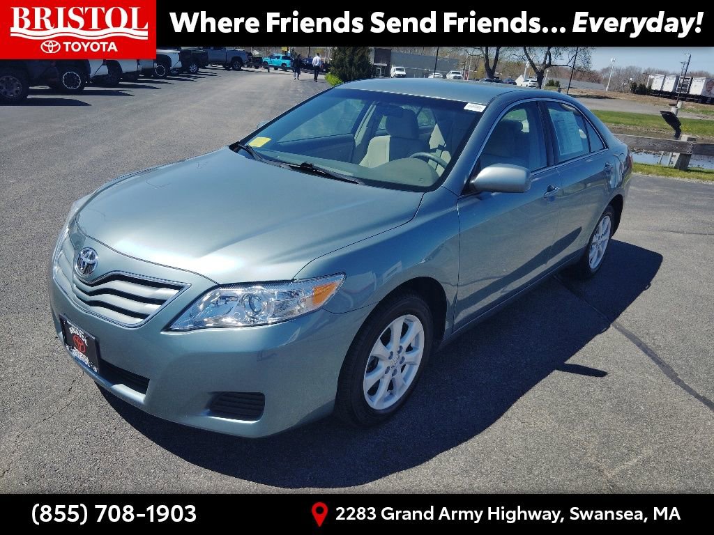 Used 2011 Toyota Camry LE w/ LE Extra-Value Pkg FWD image 3