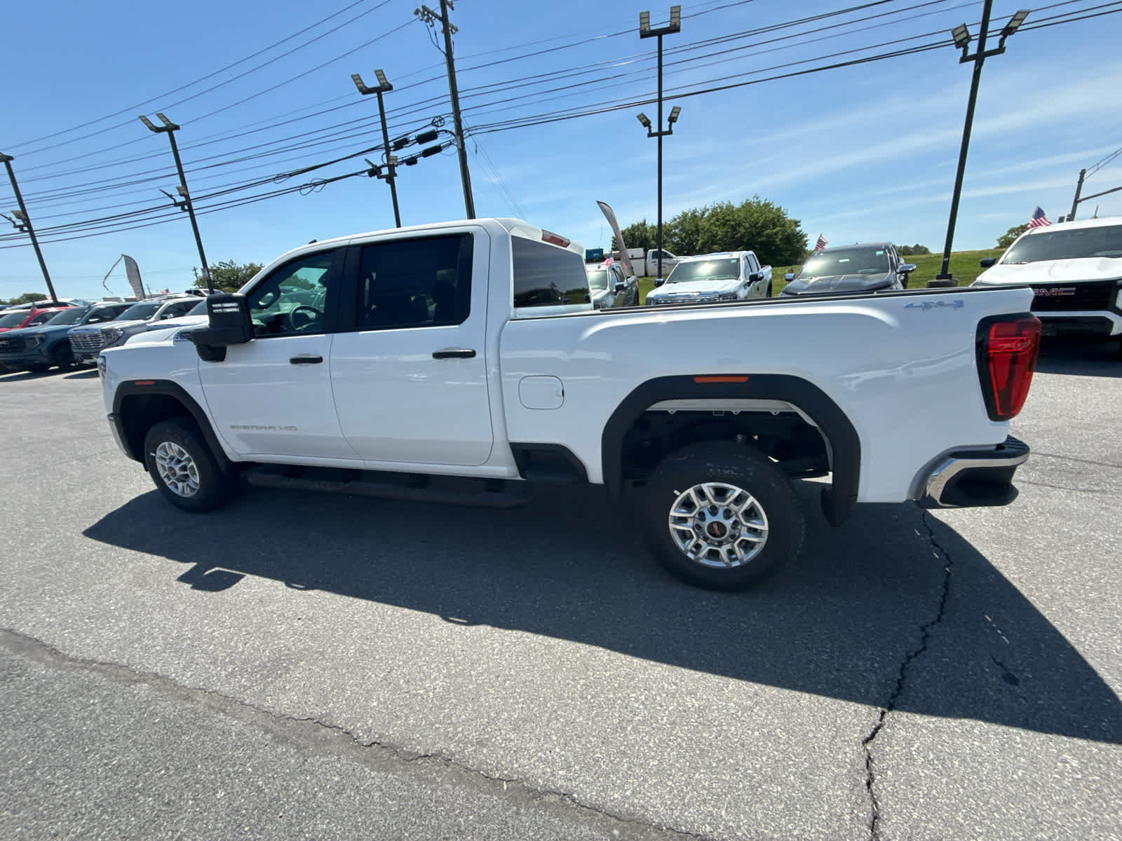 New 2026 GMC Sierra 2500 Pro w/ 1SA Pro Safety Plus Package AWD/4WD image 8