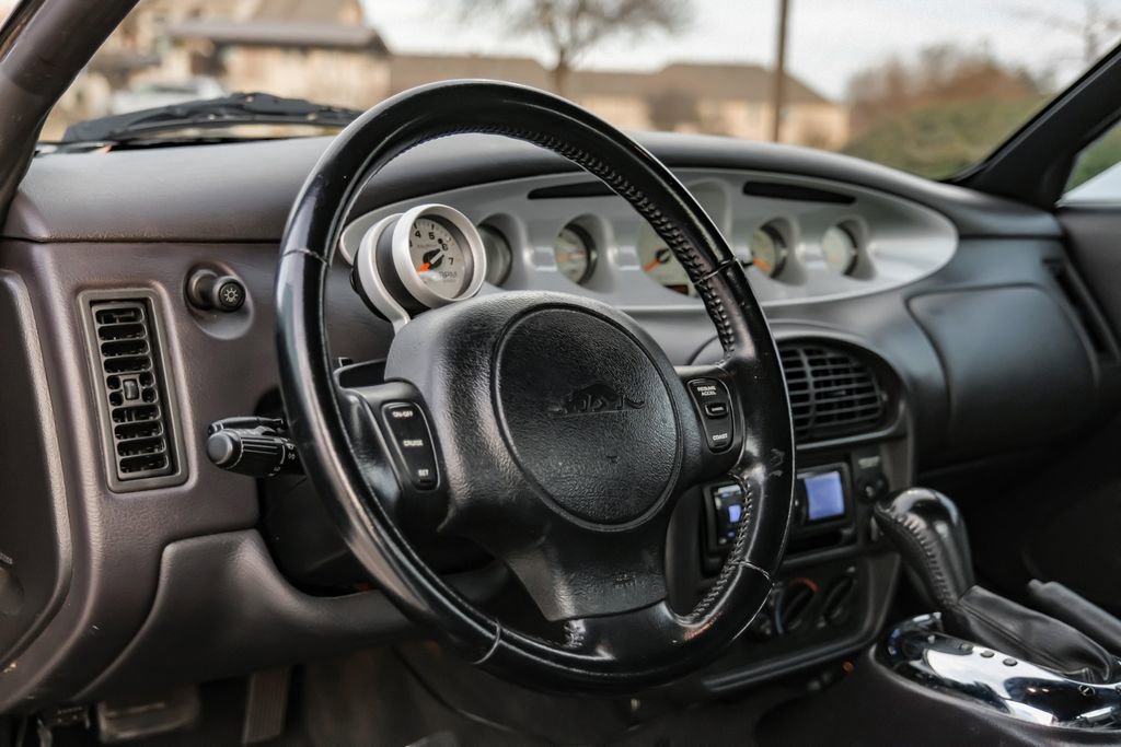 Used 2001 Chrysler Prowler RWD image 11