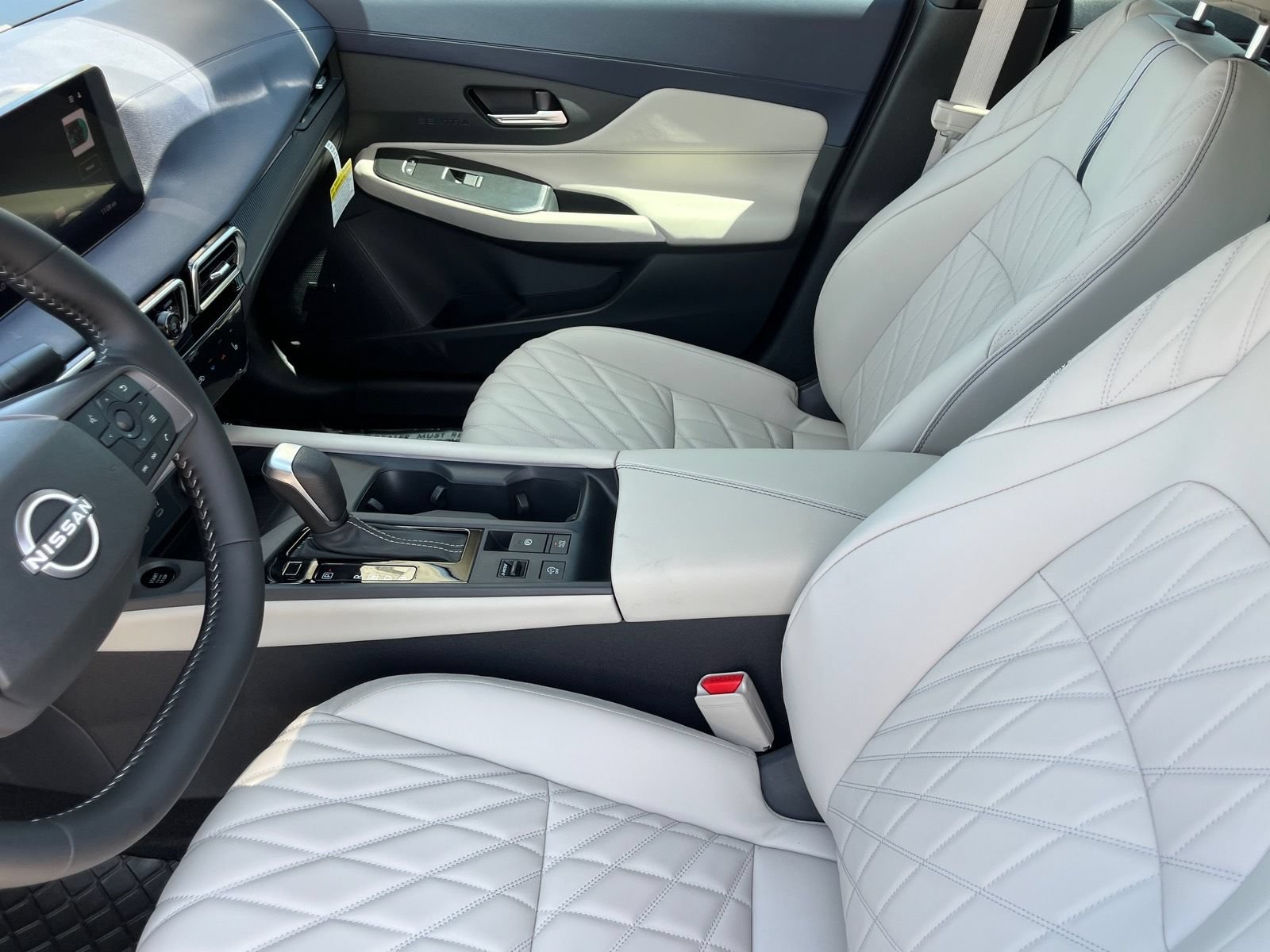 New 2026 Nissan Sentra SL w/ Floor Mat Package FWD image 17