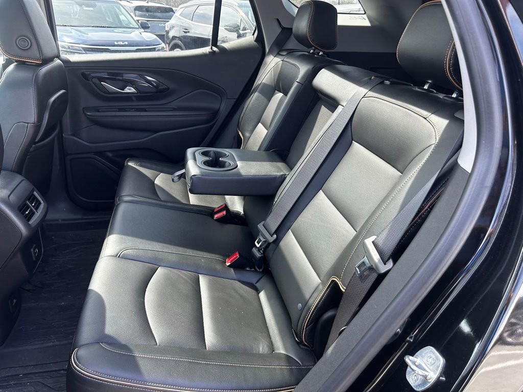 Used 2023 GMC Terrain AT4 w/ Tech Package image 21