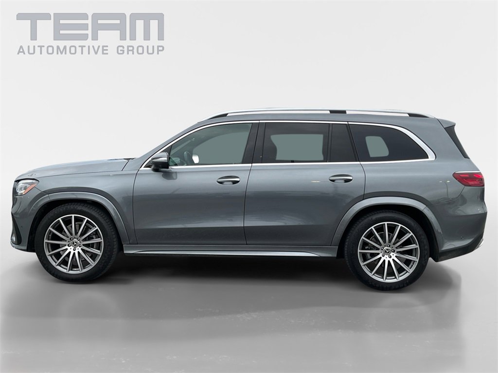 Used 2025 Mercedes-Benz GLS 450 4MATIC image 4