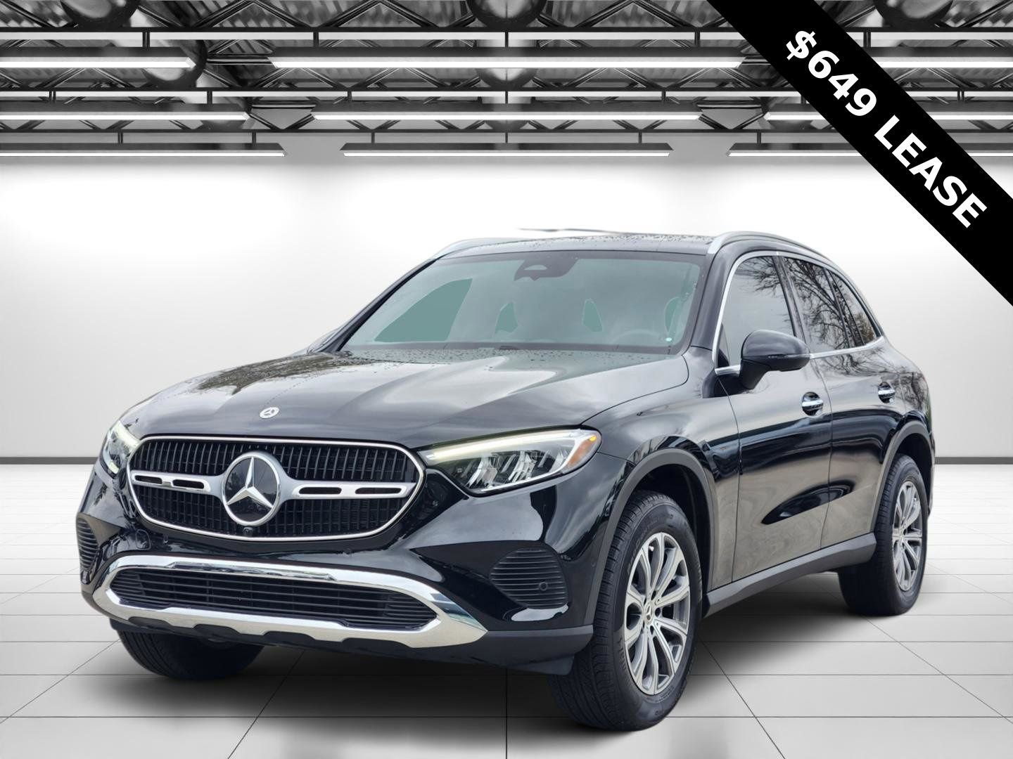 Certified 2025 Mercedes-Benz GLC 300 4MATIC image 5