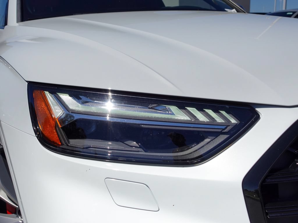 Used 2023 Audi SQ5 Prestige w/ Prestige Package AWD/4WD image 4