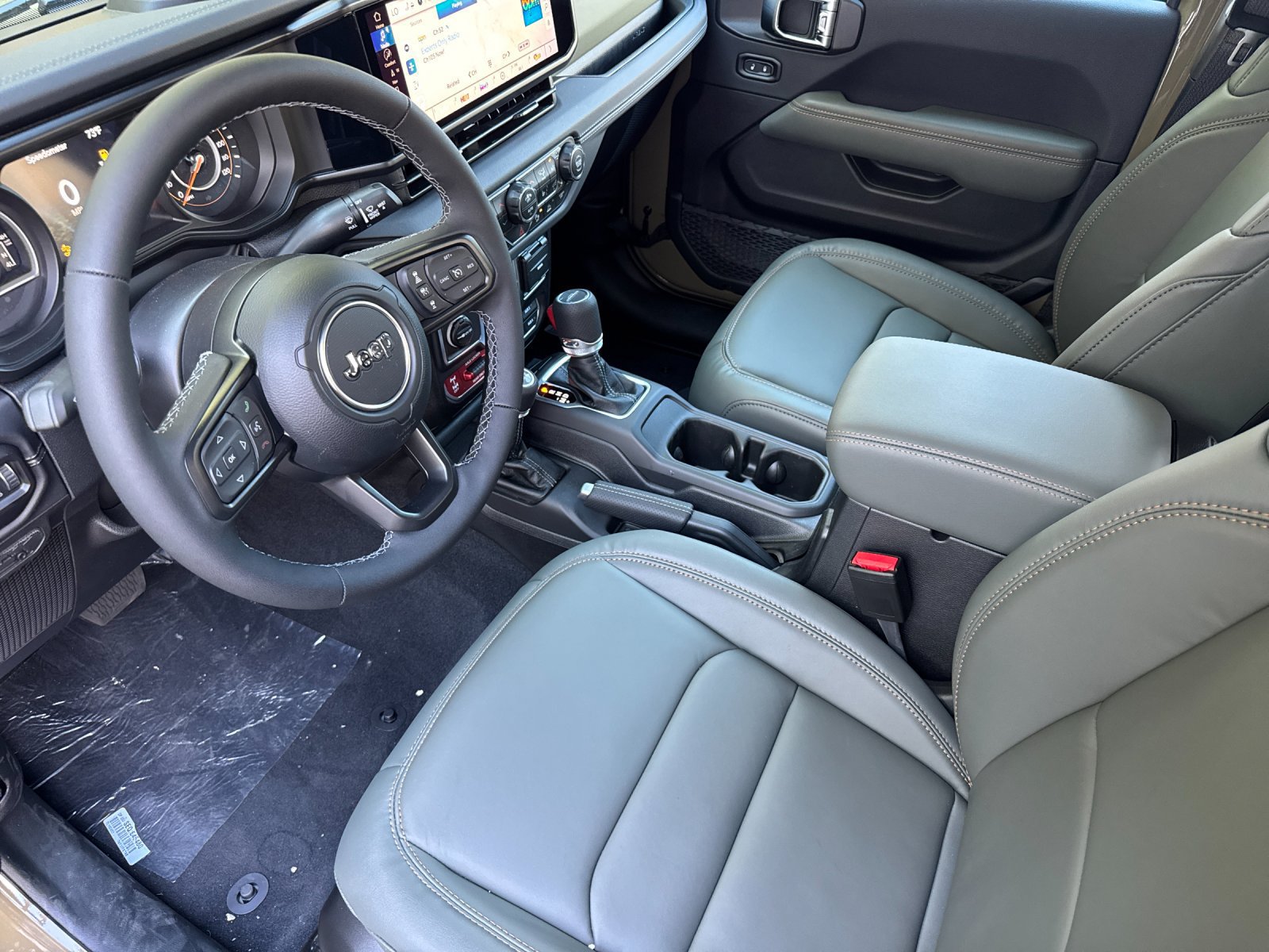 New 2026 Jeep Gladiator Mojave AWD/4WD image 10