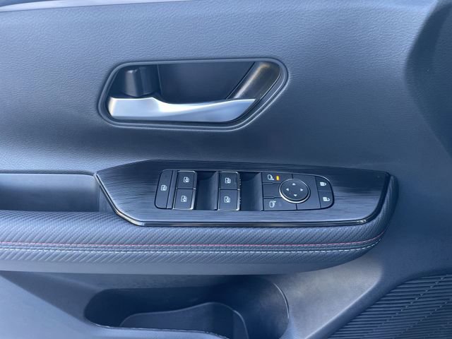 New 2026 Nissan Kicks SR w/ Cold Weather Package image 21