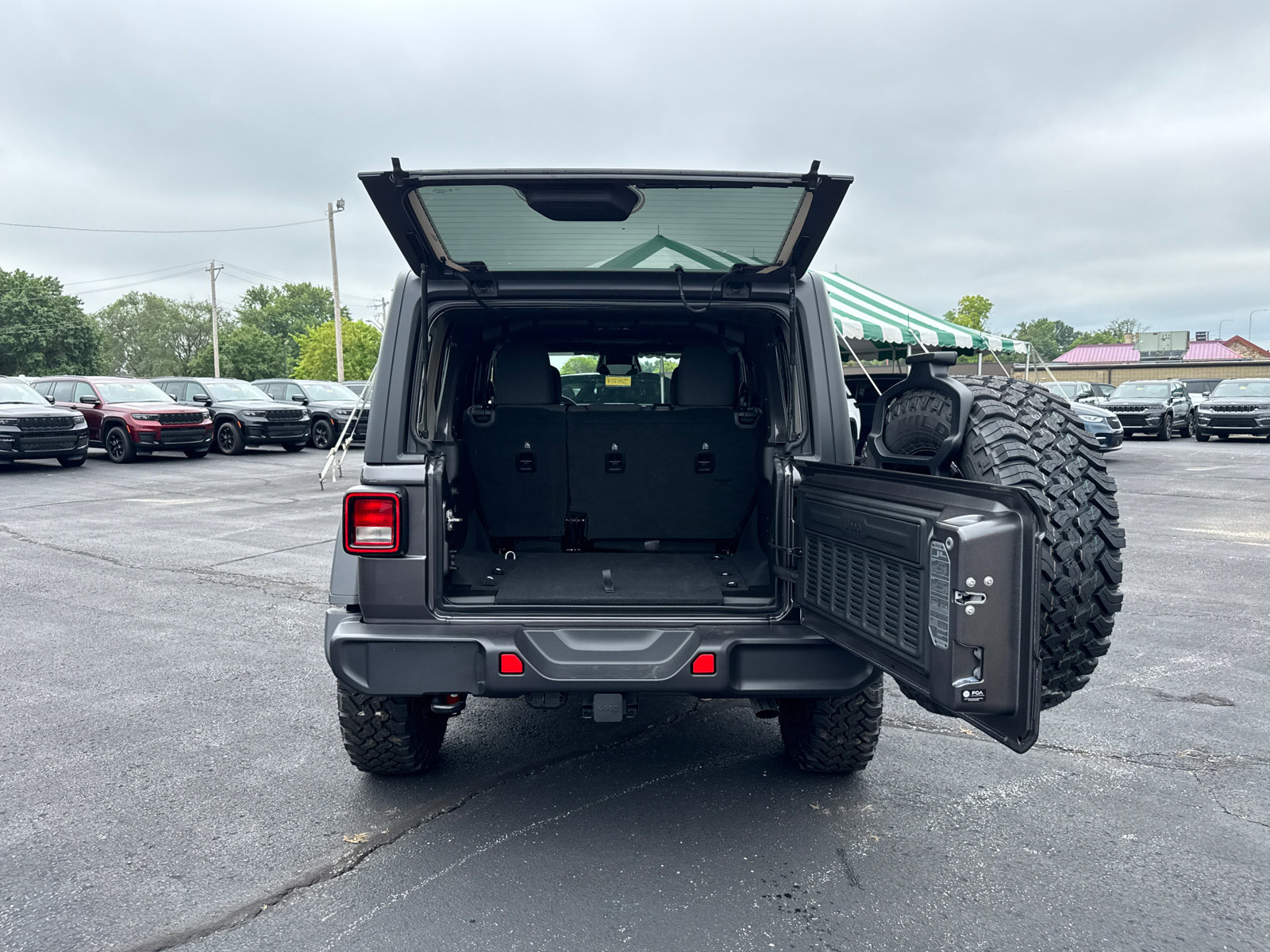 New 2025 Jeep Wrangler Willys image 17