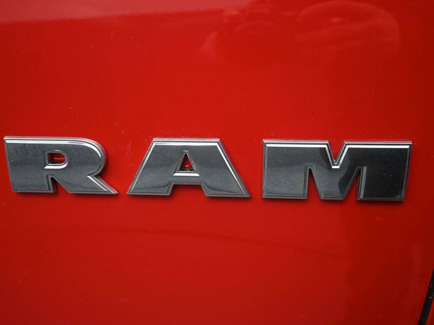 Used 2010 Dodge Ram 1500 Truck SLT w/ Big Horn Regional Pkg image 8