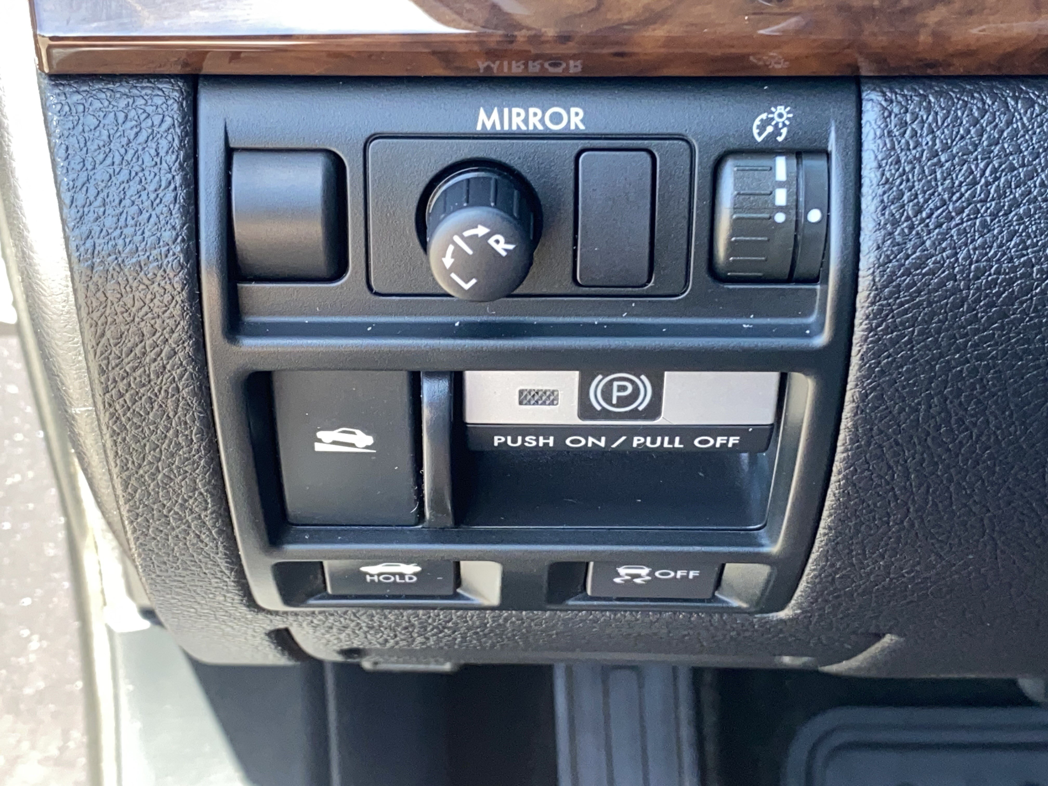 Used 2013 Subaru Legacy 2.5i Limited AWD/4WD image 14