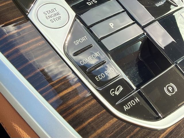 Used 2025 BMW X5 xDrive40i w/ Climate Comfort Package image 30