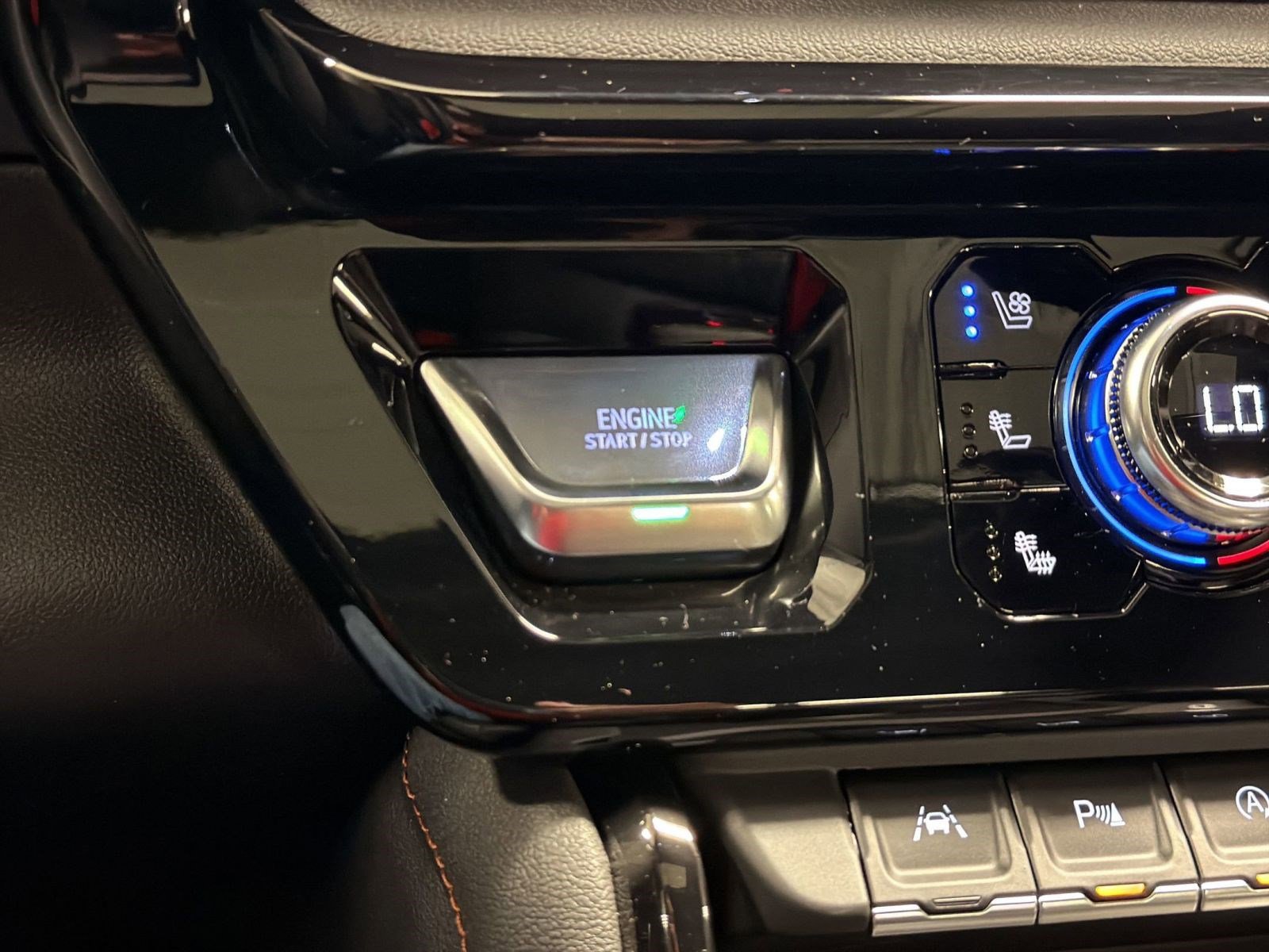 Used 2026 GMC Sierra 1500 AT4 w/ AT4 Premium Package image 27