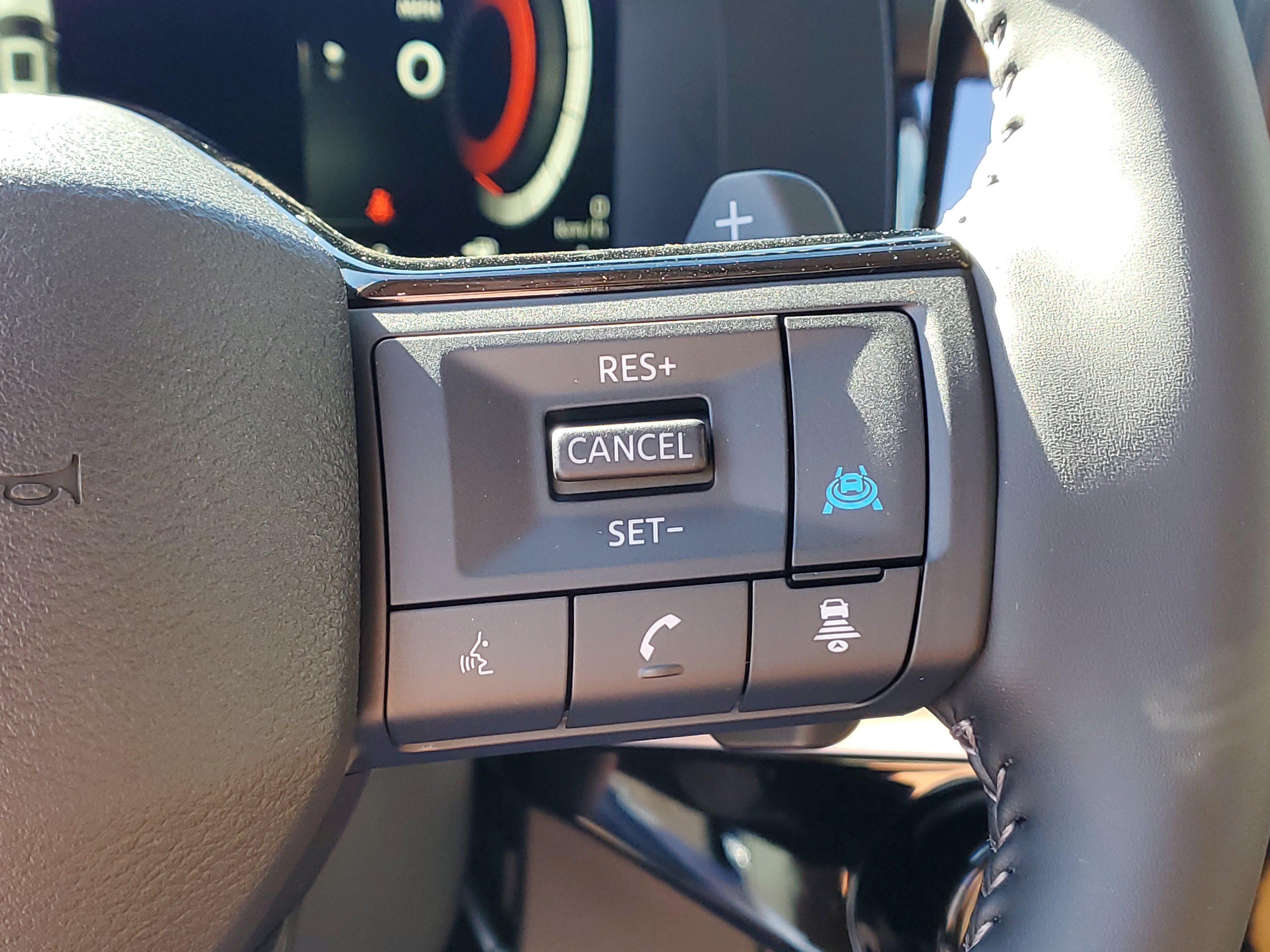 New 2026 Nissan Pathfinder Platinum AWD/4WD image 11