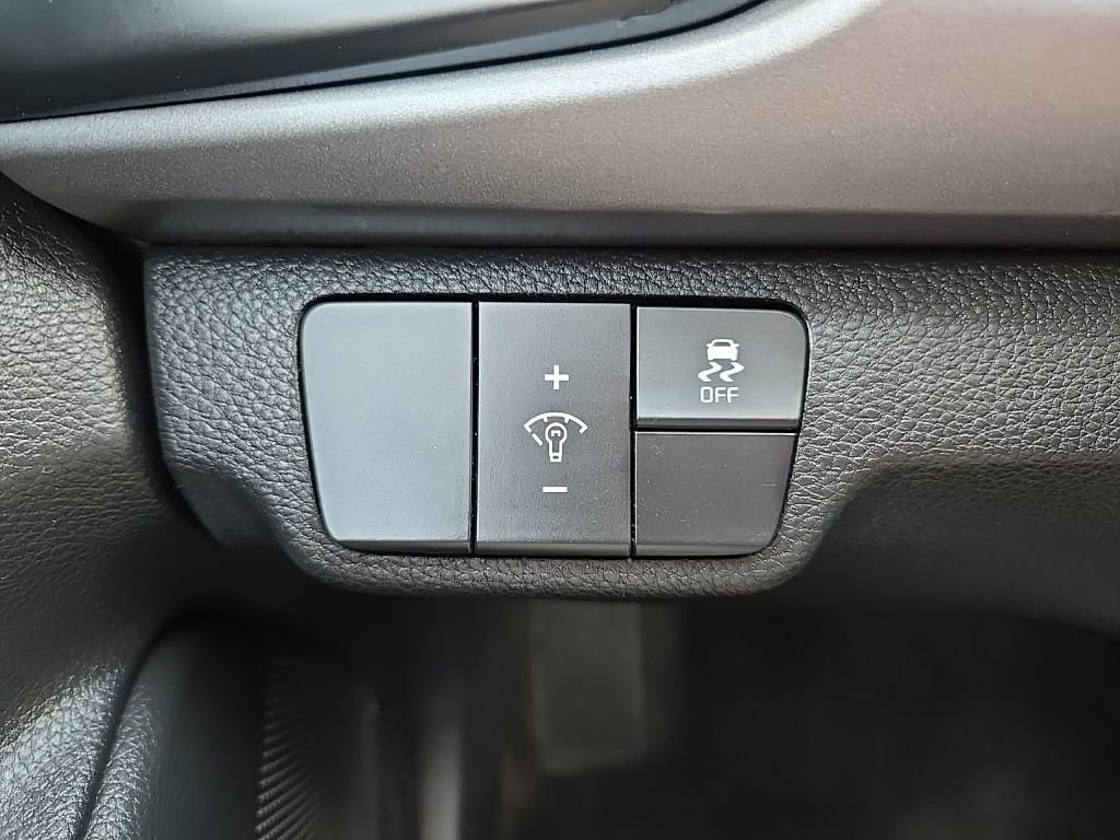 Used 2023 Kia Rio LX FWD image 19
