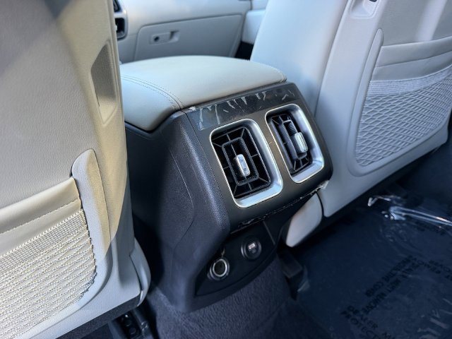 Certified 2023 Kia Sorento S w/ Panoramic Sunroof Package FWD image 27