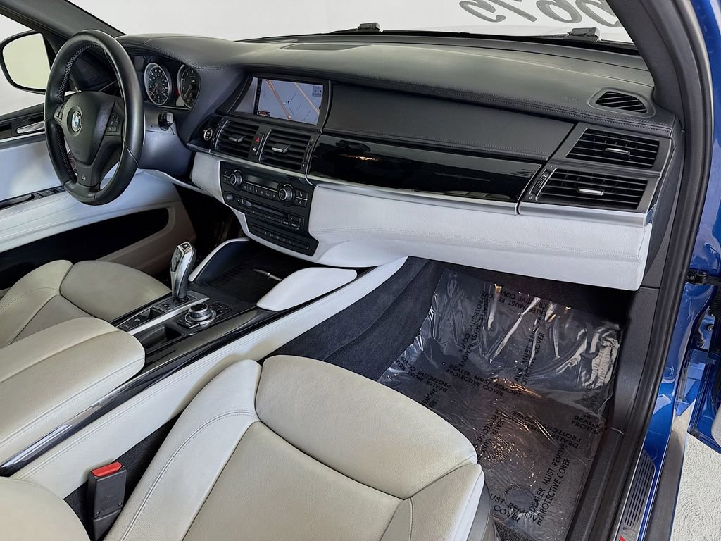 Used 2013 BMW X5 M image 30