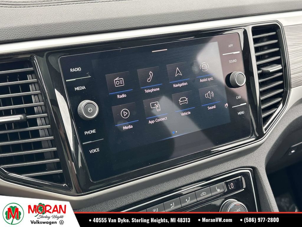 Certified 2023 Volkswagen Atlas Cross Sport SE w/ Panoramic Sunroof Package AWD/4WD image 26