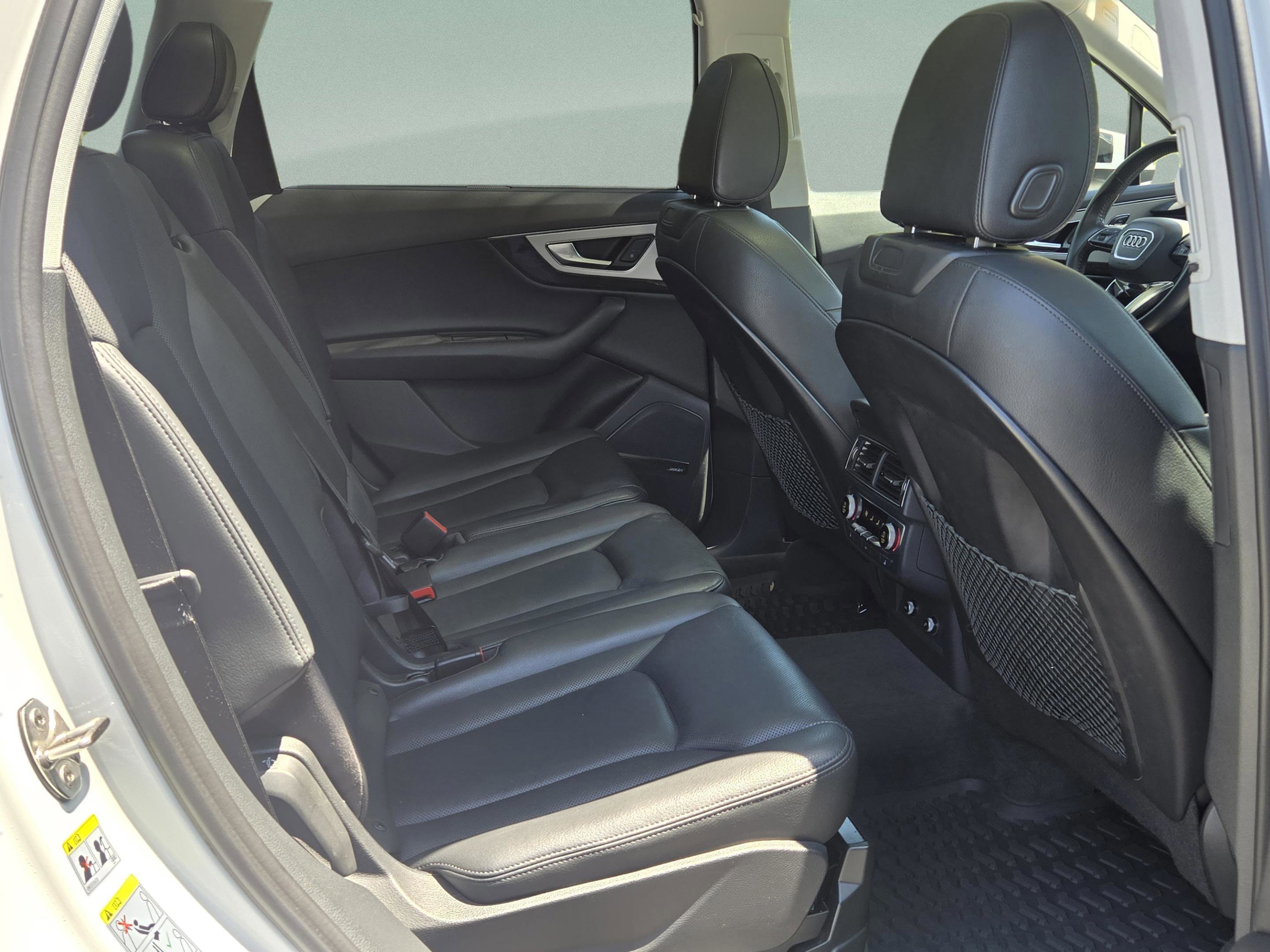 Used 2019 Audi Q7 2.0T Premium Plus w/ Premium Plus Package AWD/4WD image 27