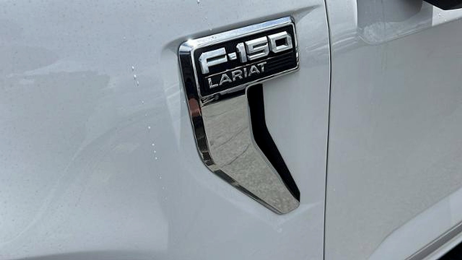 Used 2024 Ford F150 Lariat w/ Equipment Group 502A High image 13