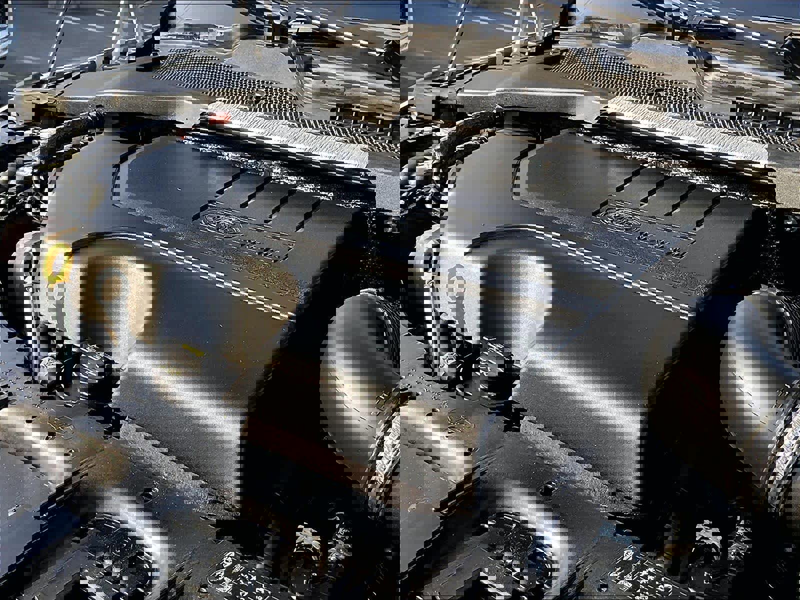 Used 2023 Land Rover Range Rover Evoque R-Dynamic SE image 33