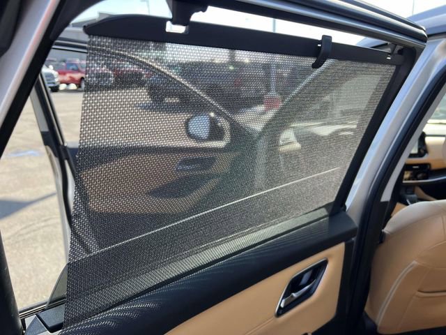 Used 2023 Nissan Rogue Platinum w/ Platinum Premium Package image 28