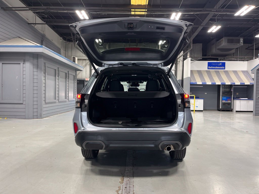 Used 2026 Subaru Forester Limited AWD/4WD image 10